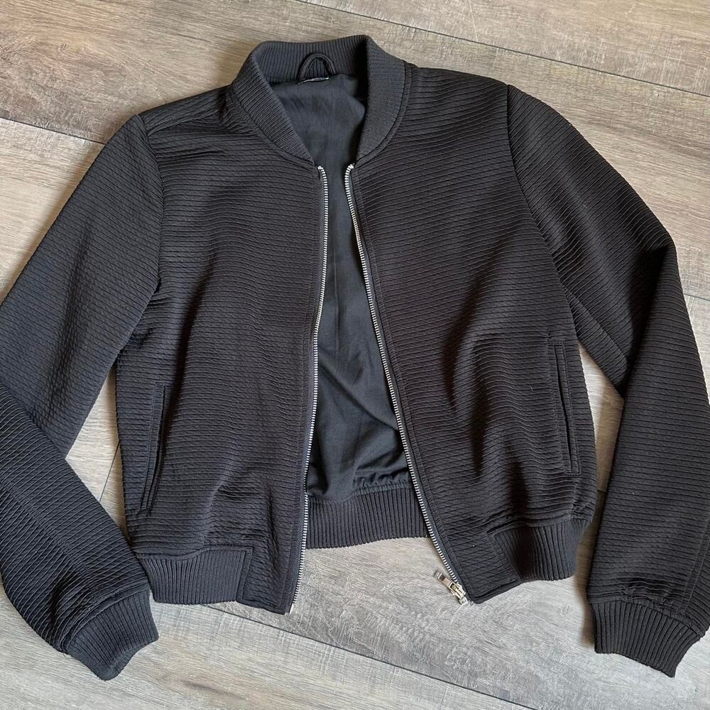 Textured Ribbed Bomber Jacket Streetwear Minimalist Black